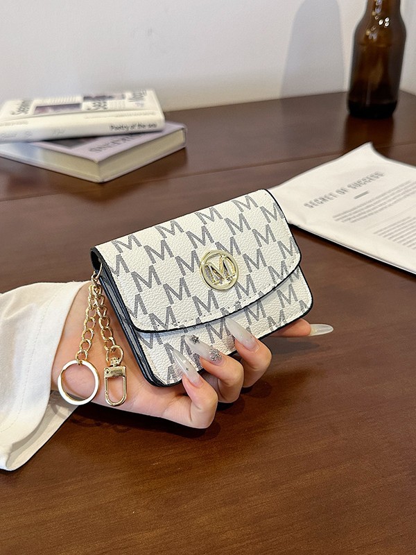 Retro Monogram Print Faux Leat - Monogram Keychain Leather ulasan dan harga