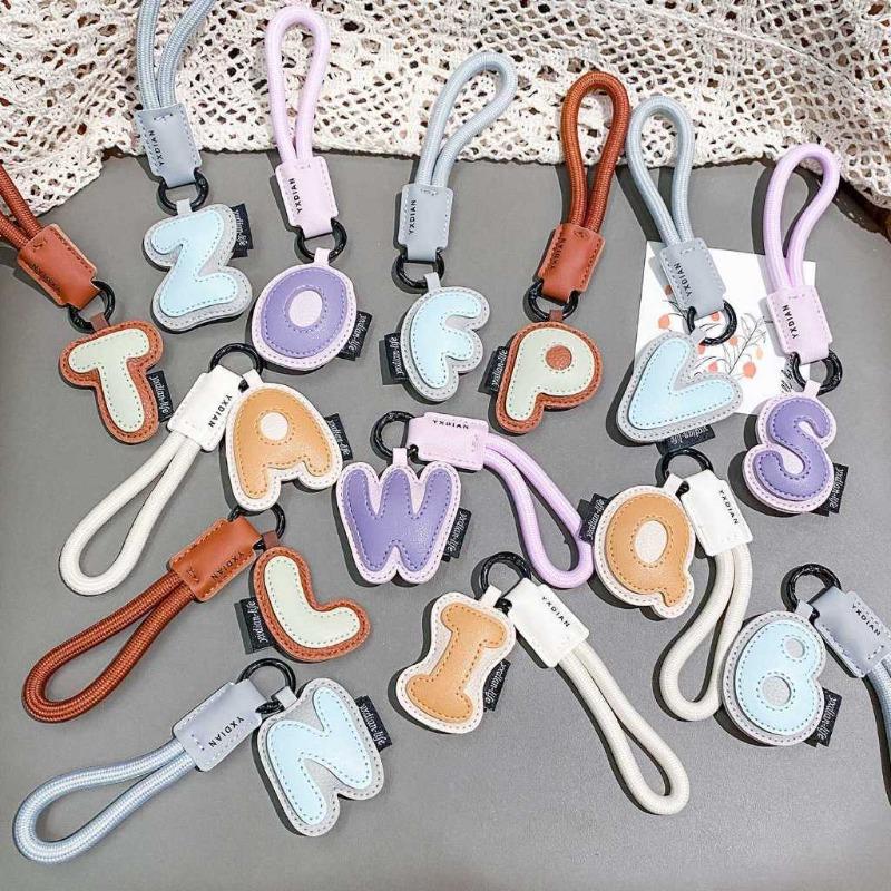 26 Alphabet PU Leather Keychai - Monogram Keychain Leather ulasan dan harga